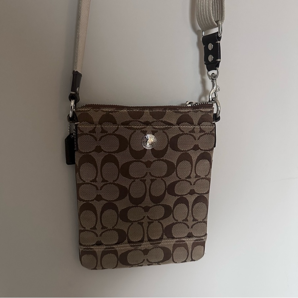 Coach Brown Signature Crossbody with Beige Strap - Picture 2 of 10